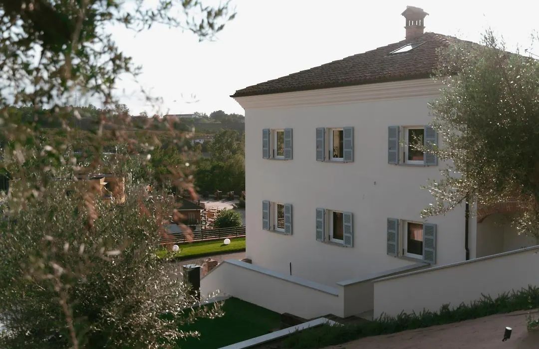 Vinea Relais-1